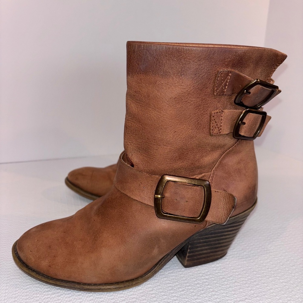 Lucky Brand Tommie Brown Leather Ankle Boots Womens 7.5M Buckle Accent Heel - Picture 6 of 7